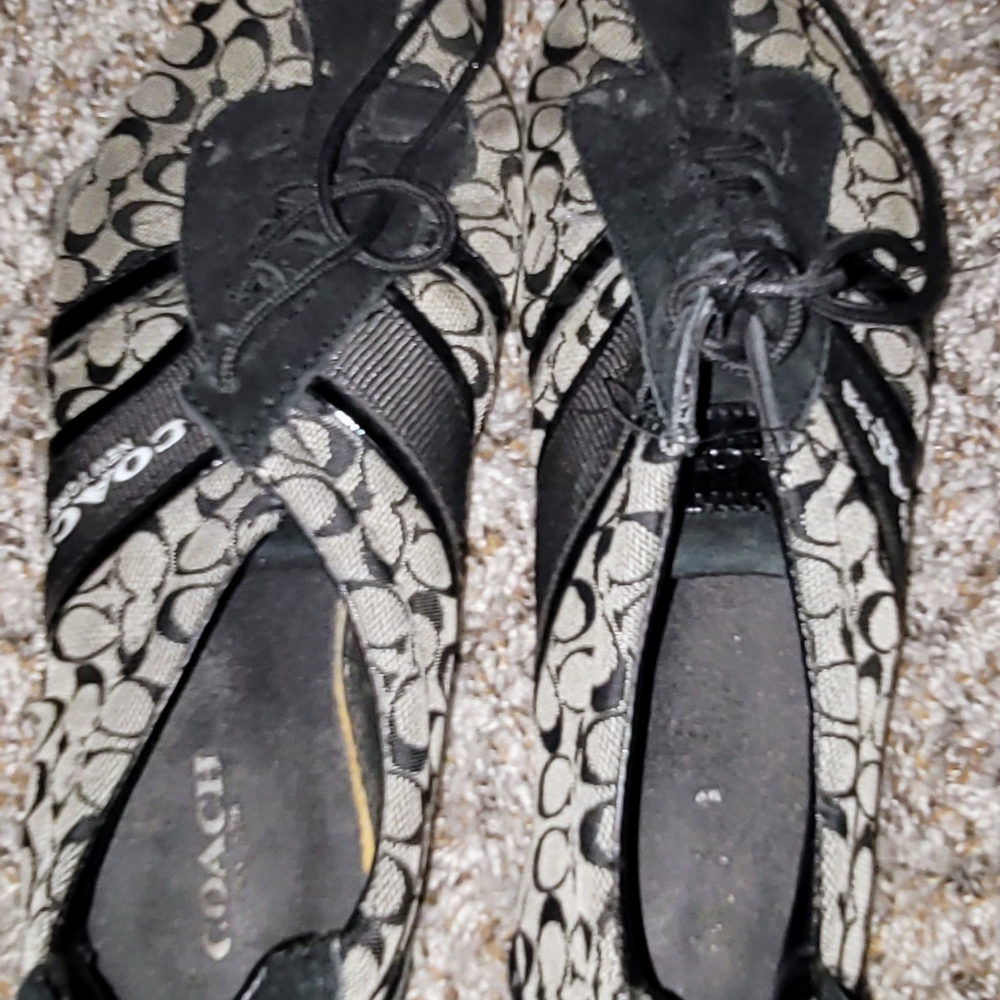Vintage Coach Women's Black and Tan Patterned Sneakers